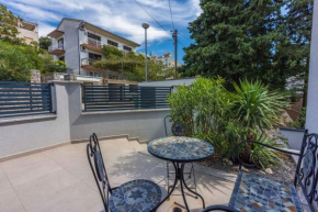Apartments in Crikvenica 42446